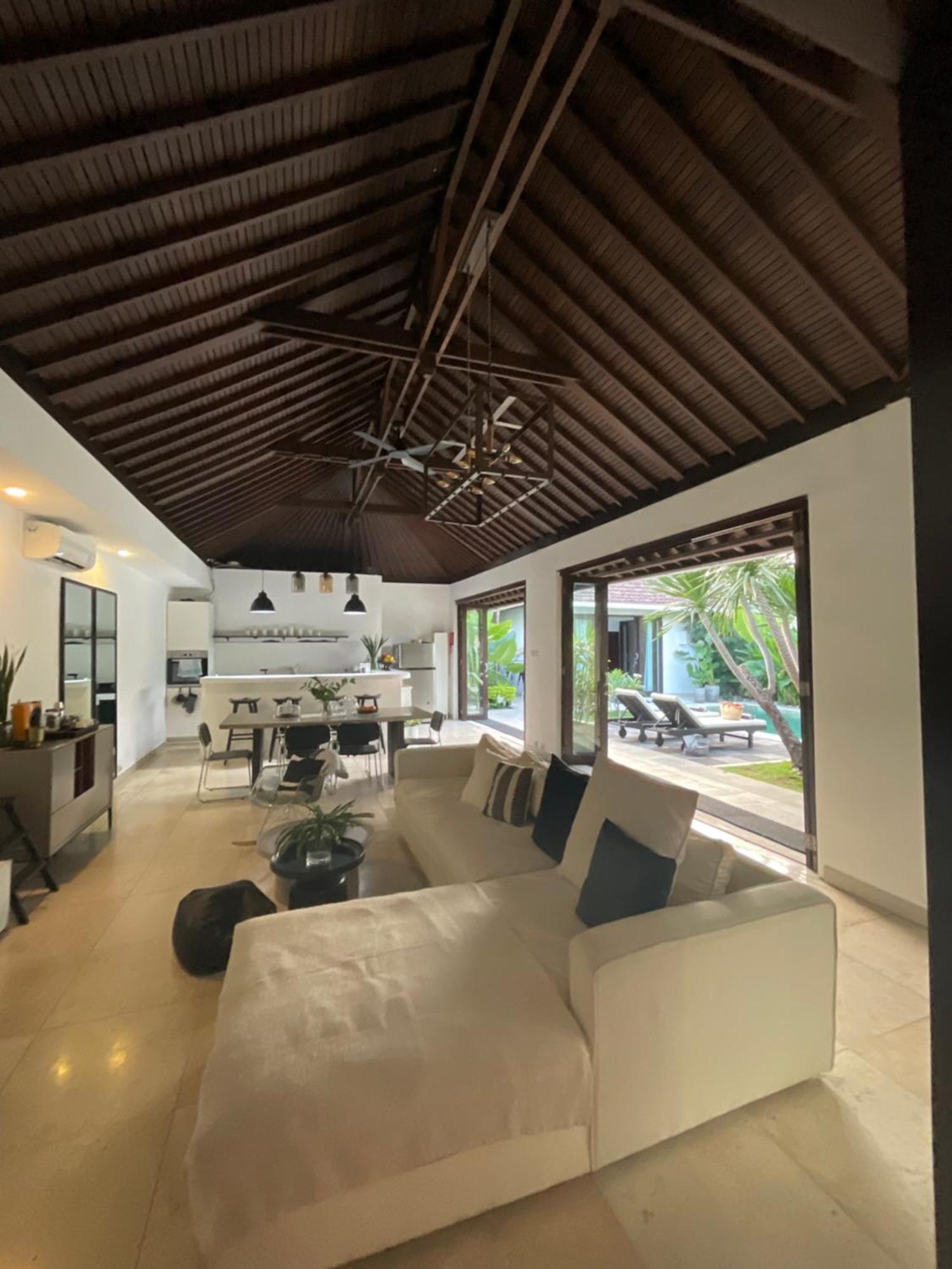 The Mia Bali Villa Kerobokan Екстериор снимка