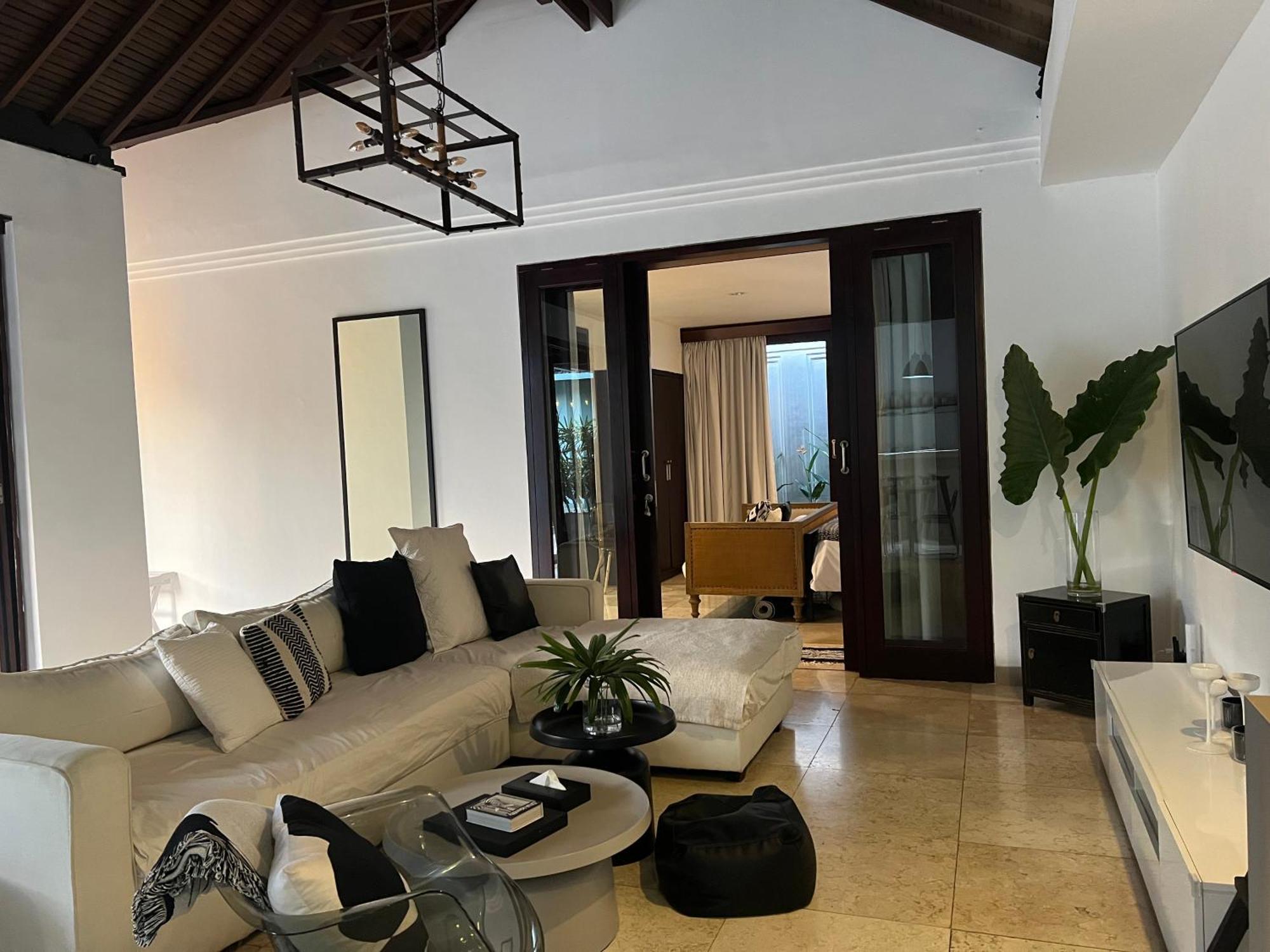 The Mia Bali Villa Kerobokan Екстериор снимка