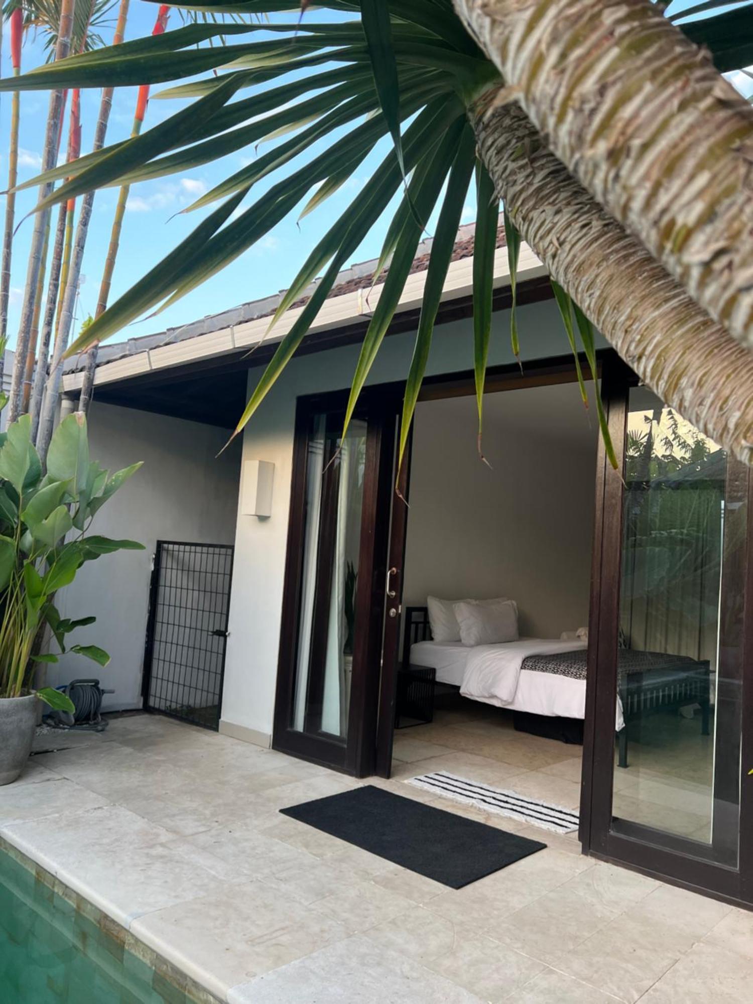 The Mia Bali Villa Kerobokan Екстериор снимка
