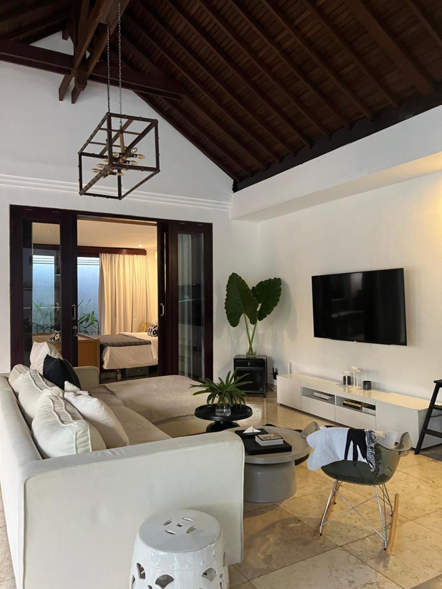 The Mia Bali Villa Kerobokan Екстериор снимка