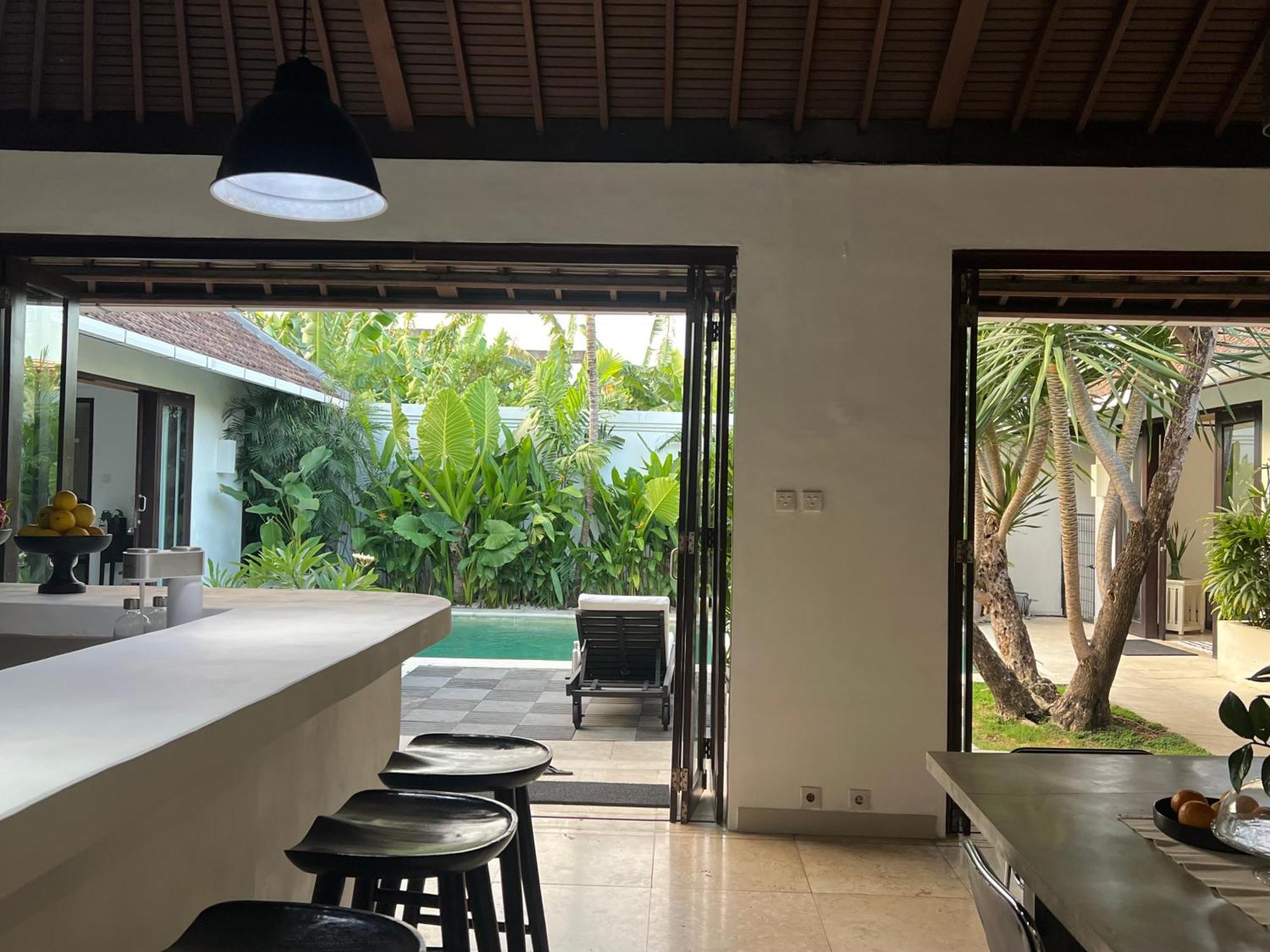The Mia Bali Villa Kerobokan Екстериор снимка