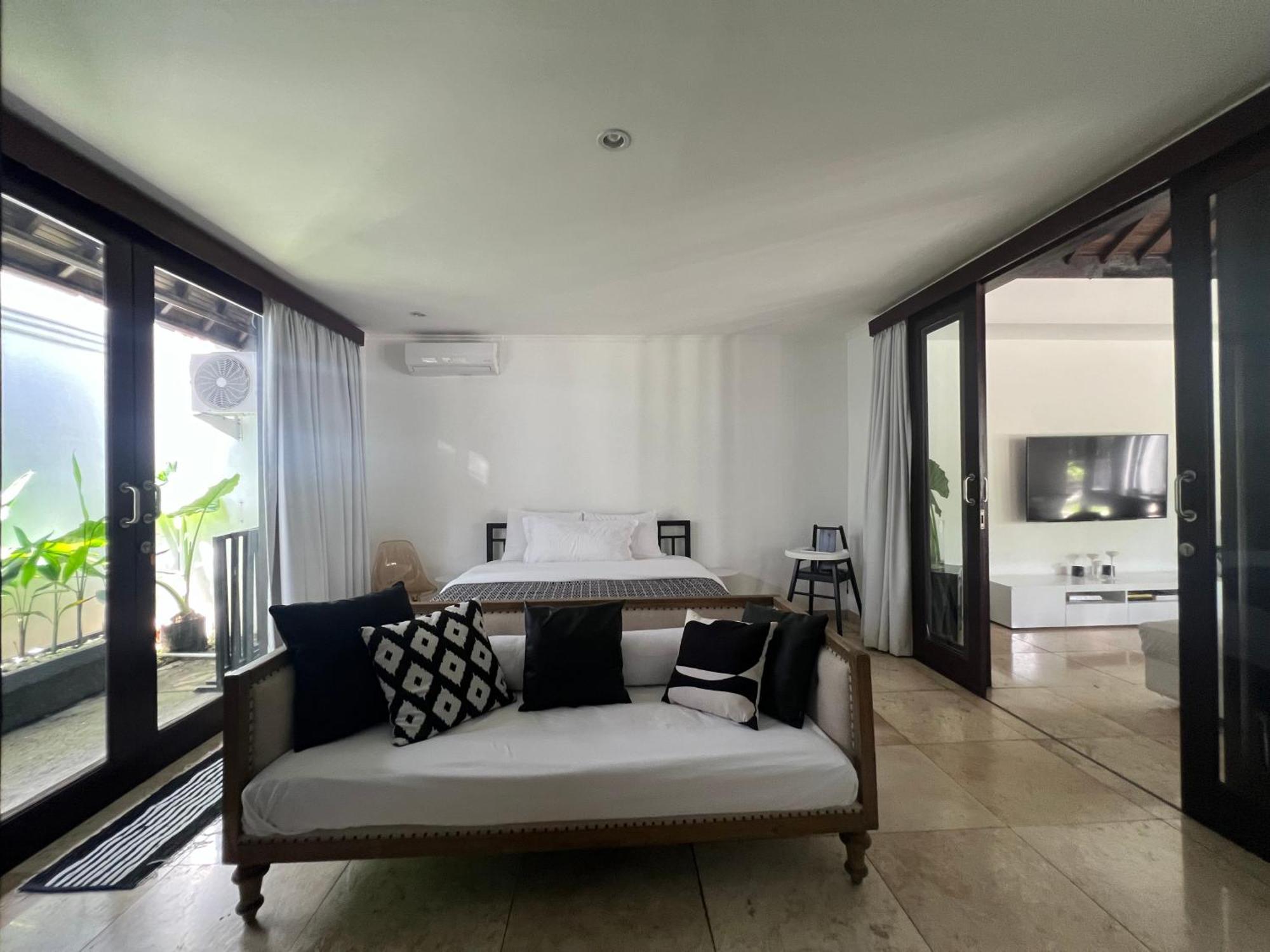 The Mia Bali Villa Kerobokan Екстериор снимка